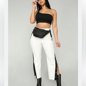 NWT Fashion Nova Ginger Snap Pants Size Medium